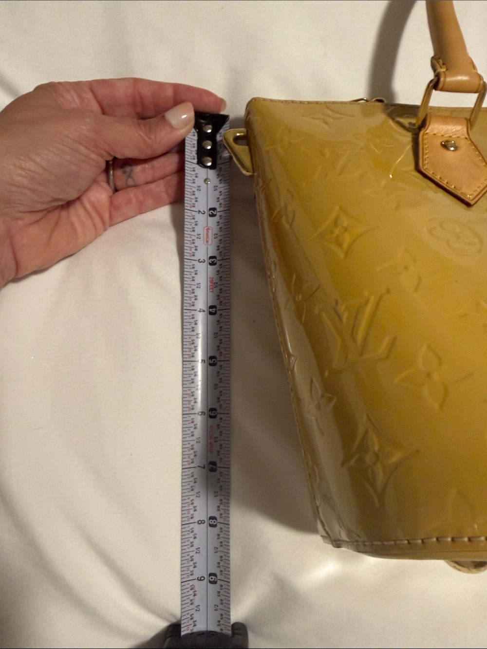 Louis Vuitton Yellow Vernis Alma Satchel w/ matching yellow shoulder strap❣️ - Picture 7 of 17